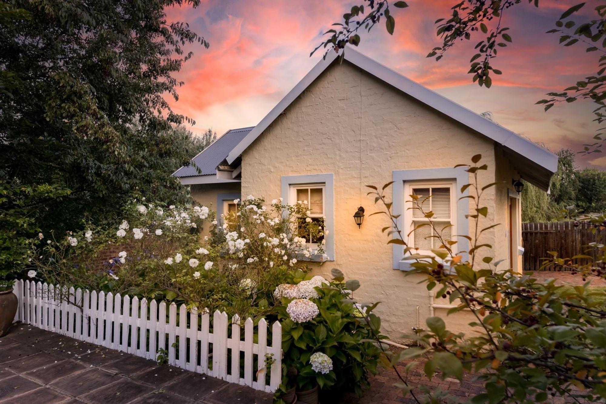 The Rose Cottage B&B Dullstroom Exteriör bild